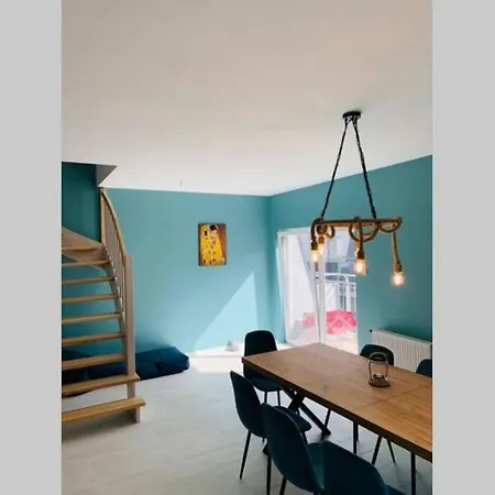 Apartment Uroczy Z Basenem I Kortem Tenisowym Pobierowo