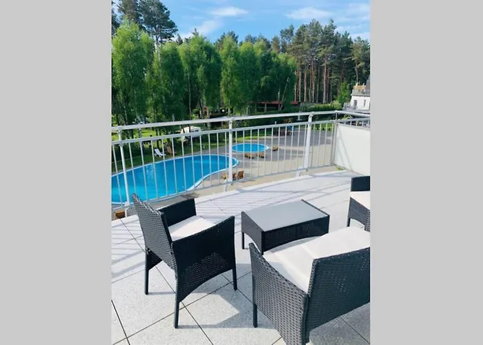 Apartamento Uroczy Z Basenem I Kortem Tenisowym Pobierowo